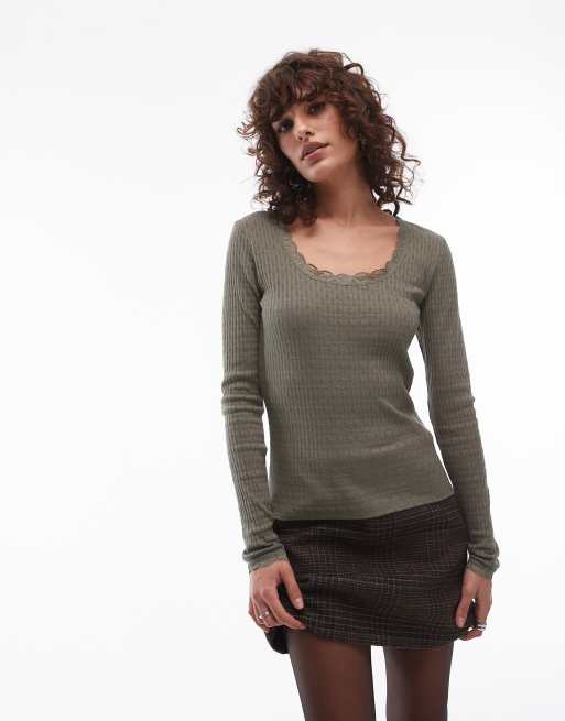 Topshop – Top z długimi rękawami z dzianiny pointelle z koronkowym wykończeniem w kolorze khaki
