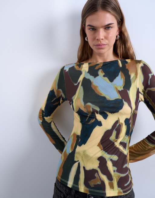 Topshop – Top z mikrofibry w kolorowy abstrakcyjny wzór