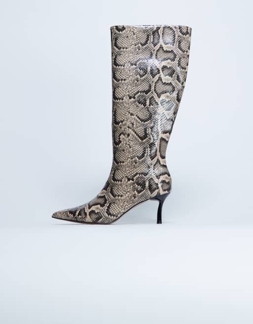 Topshop - Tori - Kniehoge laarzen met puntige neus in slangenprint