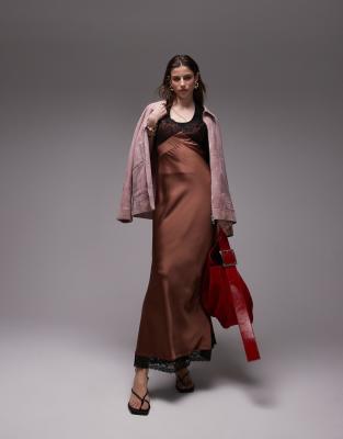 Topshop - Trägerkleid in Schokobraun mit Körbchen aus Spitzenstoff