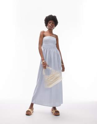 Thumbnail - Topshop - Trägerloses Strandkleid mit blauen Nadelstreifen