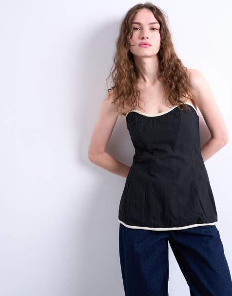Topshop – Trägerloses Tanktop in Schwarz mit Paspelierung in Weiß - view 1