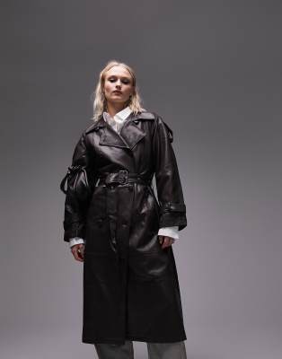 Topshop - Trenchcoat aus Kunstleder in Bitterschokolade-Braun