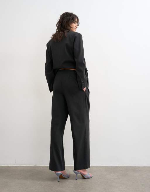 Topshop triple pleat pants in black, 2 of 5