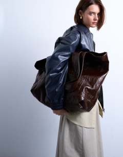 Troy crinkle tote bag in chocolate