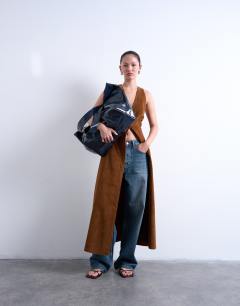 Model wearing Troy crinkle tote bag in navy