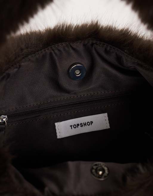 Topshop Tully large faux fur shoulder bag in chocolate, 2 of 4