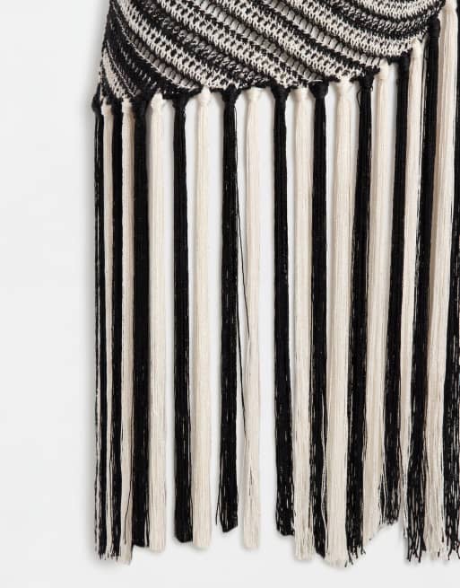 Topshop - Tunica lunga allacciata al collo in maglia nera e bianca a righe con frange, 7 di 7