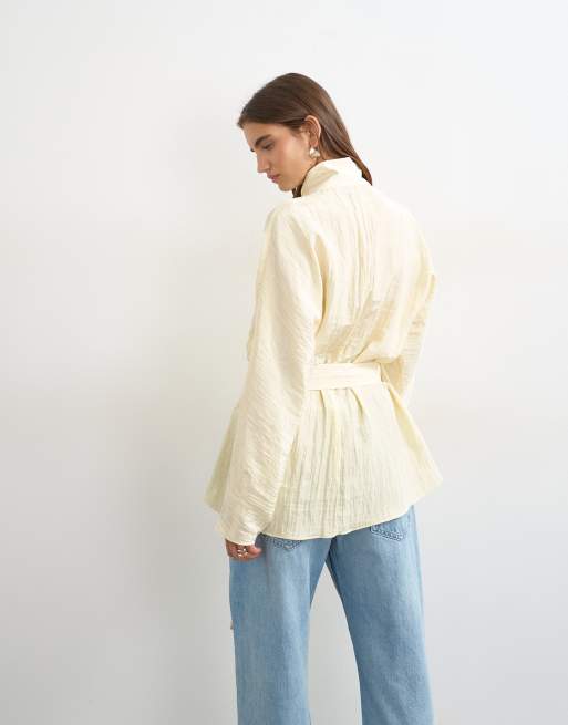 Topshop Tunika-Oberteil mit Bindegürtel und Stehkragen in Buttermilch, 2 von 4