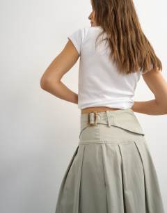 Model wearing Twill pleated midi skirt with belt detail in grey
