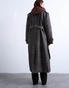 Model wearing Twill super longline belted coat with wool in multi