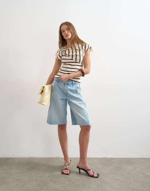 Topshop twist detail stripe t-shirt in ecru and chocolate, 2 of 4