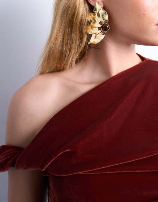 Topshop twist shoulder velvet top in tobacco, 3 of 4
