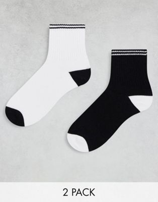 Topshop two pack sports sock in black and white