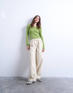 Ultimate pull on wide leg trouser in ecru