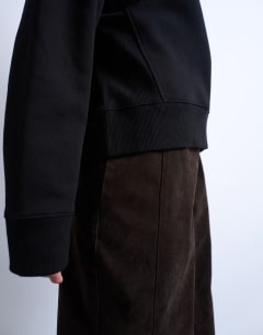 Model wearing Ultimate sweat in black