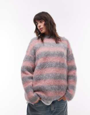 Topshop - Ultra-flauschiger Strickpullover in Rosa und Grau mit Streifen