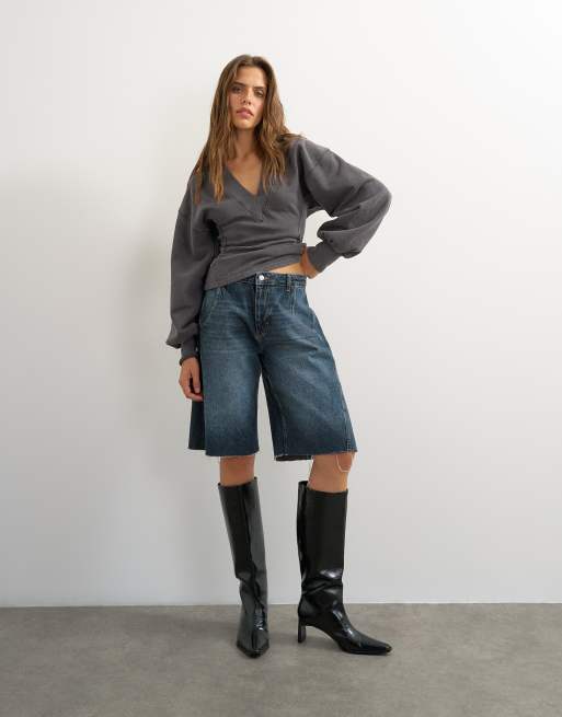 Topshop v-neck cinch waist sweatshirt in black, 2 of 4