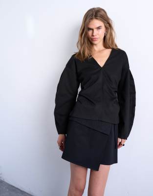 Topshop V Neck Ovoid Sleeve Top In Black