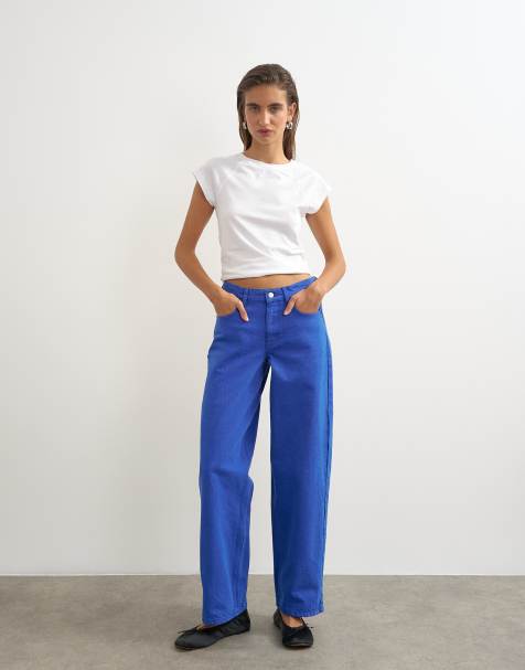Topshop - vaquero relaxed de talle bajo Cinch en azul intenso - view 1