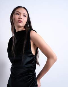 Velvet drop armhole ruched side top in black