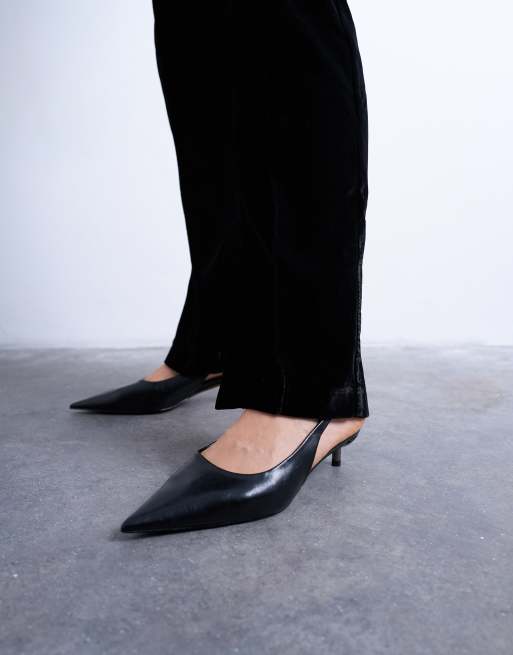 Topshop velvet pintuck slim leg pants with split in black, 4 of 5