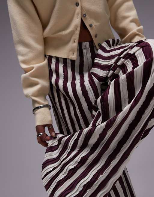 Topshop vertical stripe plisse wide leg trouser in dark burgundy, 3 of 5
