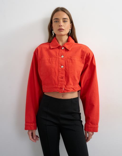 Topshop - Veste courte en jean avec épaulettes - Rouge, 2 de 4