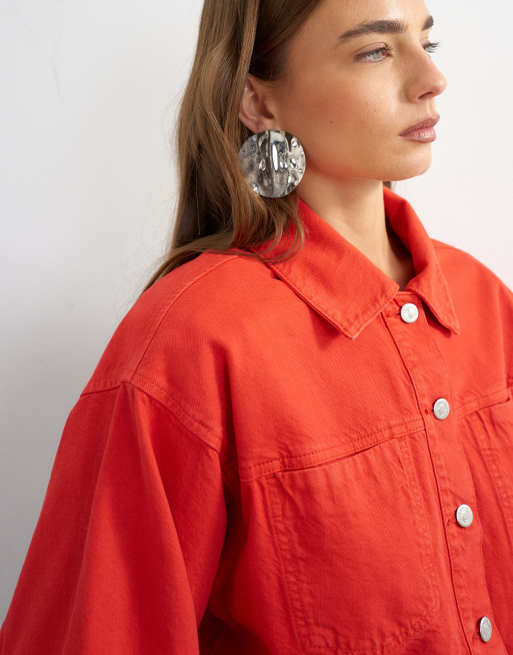 Topshop - Veste courte en jean avec épaulettes - Rouge, 3 de 4