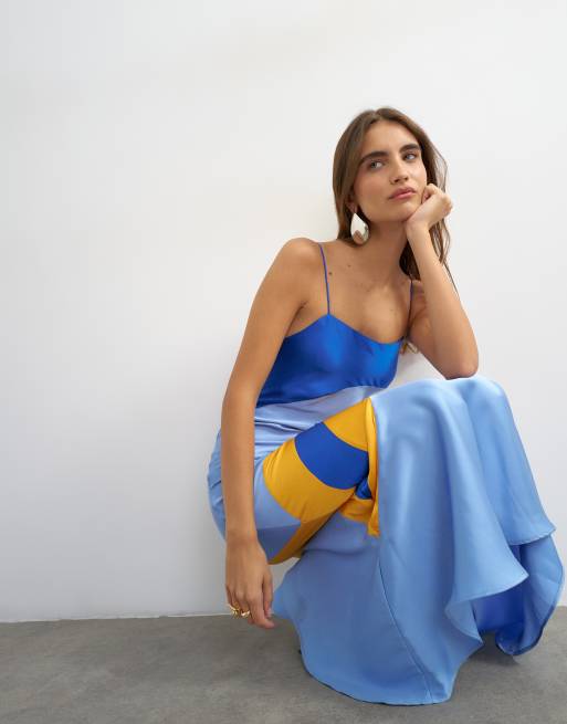 Topshop - Vestito lungo in raso blu e arancione con cut-out a contrasto, 4 di 4