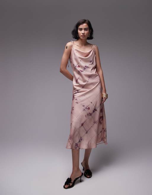 Topshop - Vestito sottoveste midi con spalline sottili annodate e scollo squadrato rosa a quadri sfocati