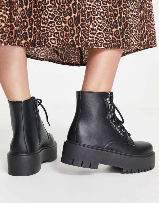 Topshop - Veterlaarzen met dikke zool en rits in zwart, 2 van 4