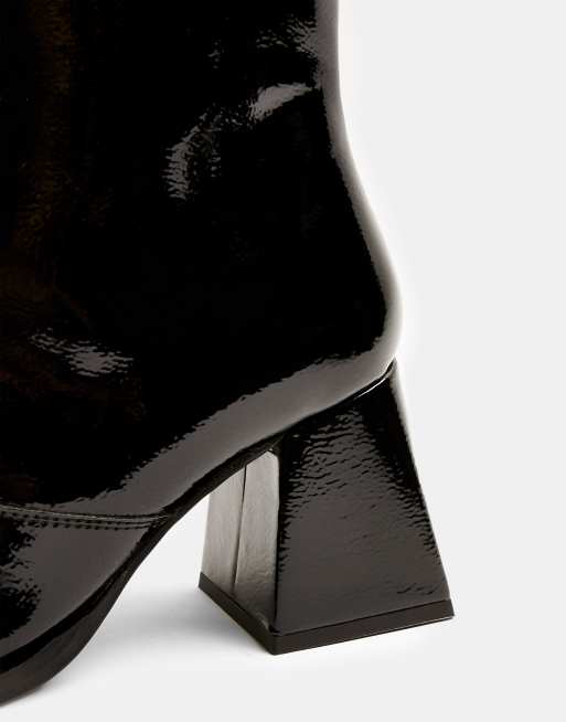Topshop – Vinnie – Lackstiefel mit runder Zehenpartie und Blockabsatz in Schwarz, 4 von 4