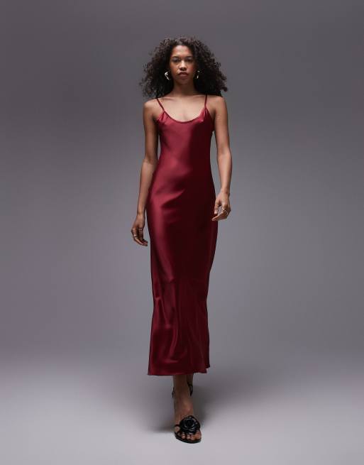 Topshop – Vinröd maxi-slipklänning med djup ringning och smala axelband