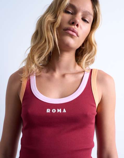 Topshop – Vinrött, ribbat linne med kontrastdetaljer och 'Roma'-broderi - view 1