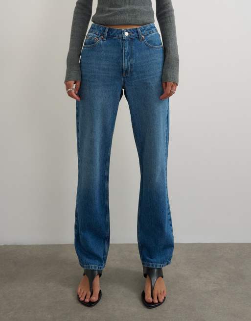 Topshop Vintage Straight-Jeans mit mittlerer Leibhöhe in Mittelblau, 2 von 5