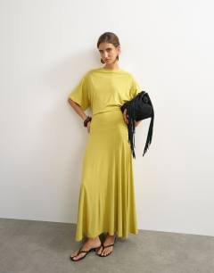 Model wearing Viscose blend jersey dropped waist maxi dress in lime