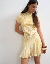Topshop viscose grown on sleeve dress in vintage floral