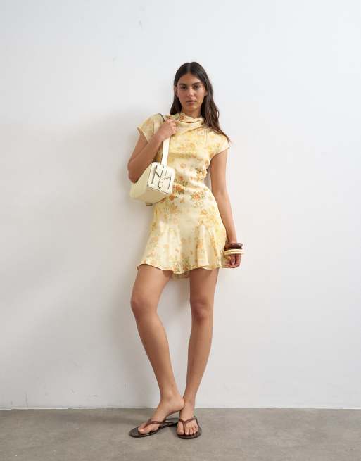 topshop cream dress with flowers Topshop White Floral Shimmery Dress Women's Size 10