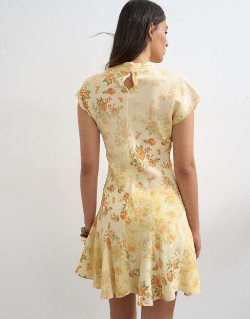 Topshop viscose grown on sleeve mini tea dress in vintage floral, 3 of 4