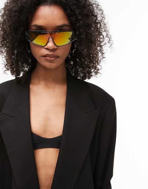 Topshop – Visor-Sonnenbrille in Silber mit Gläsern in Regenbogenfarben