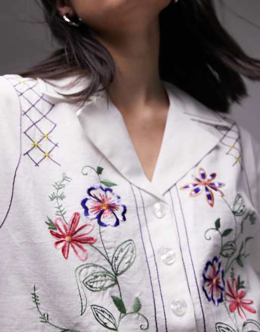 Topshop – Vit, kort skjorta med broderi och korta ärmar, 2 av 4