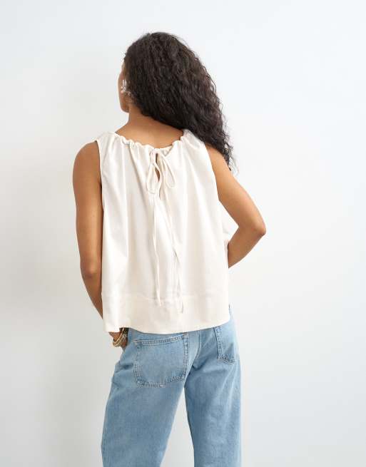 Topshop – Wiązany na plecach trapezowy top w kolorze écru, 3 z 4