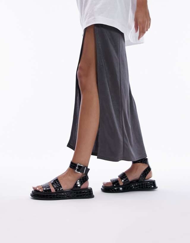 Topshop - wide fit grace flat sandal with buckle detail in black croc