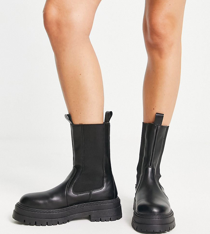 Topshop Wide Fit Kiki pull on chelsea boot in black