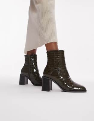 Topshop Topshop Wide fit Mae block heel ankle boot in khaki-Green