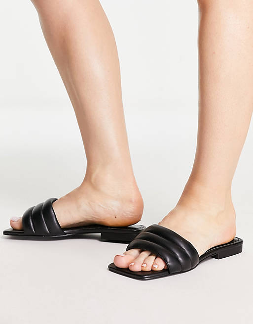  Flat Sandals/Topshop Wide Fit Pampas padded flat sandal in black 