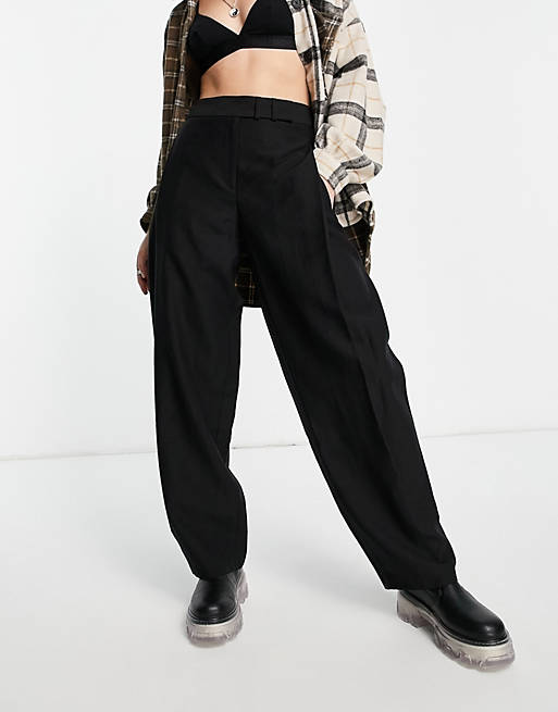 Women Topshop wide leg pleat detail trouser in black 