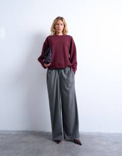 Wide sleeve sweat in burgundy
