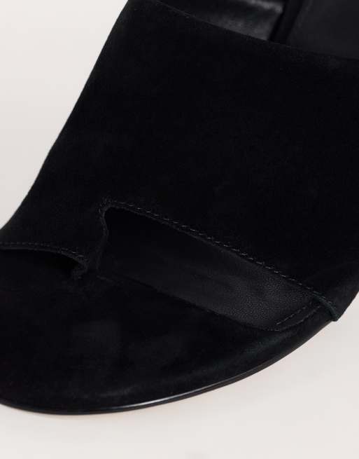 Topshop Winnie real suede toe post heeled mule in black, 3 of 4